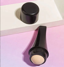 Cargar imagen en el visor de la galería, Roca Volcanica
