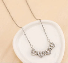Cargar imagen en el visor de la galería, Collar Trébol 4 Corazones Acero Inoxidable
